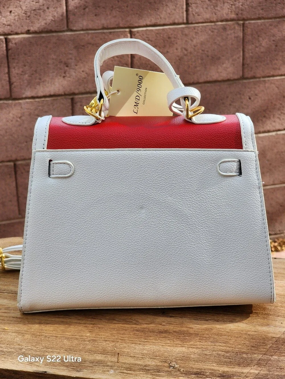 LMD/9000 Women’s Top-Handle White and Red Leather Bag with Gold Hardware